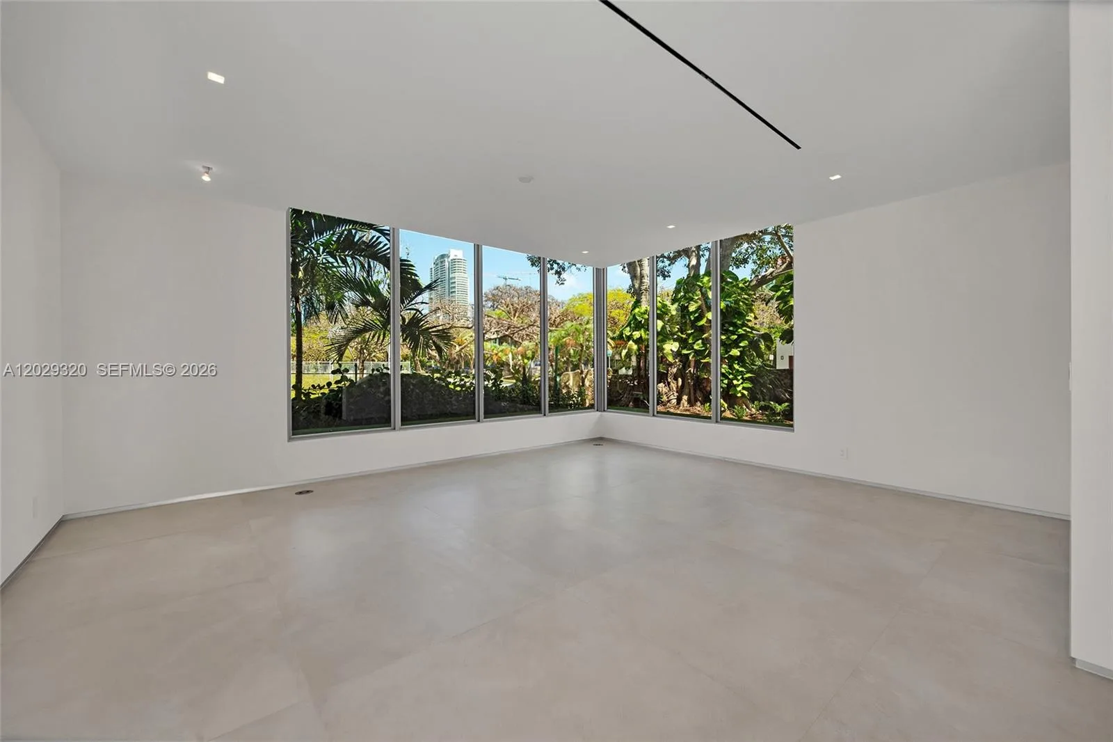 2100 S Miami Ave, Miami, FL 33129 photo 11