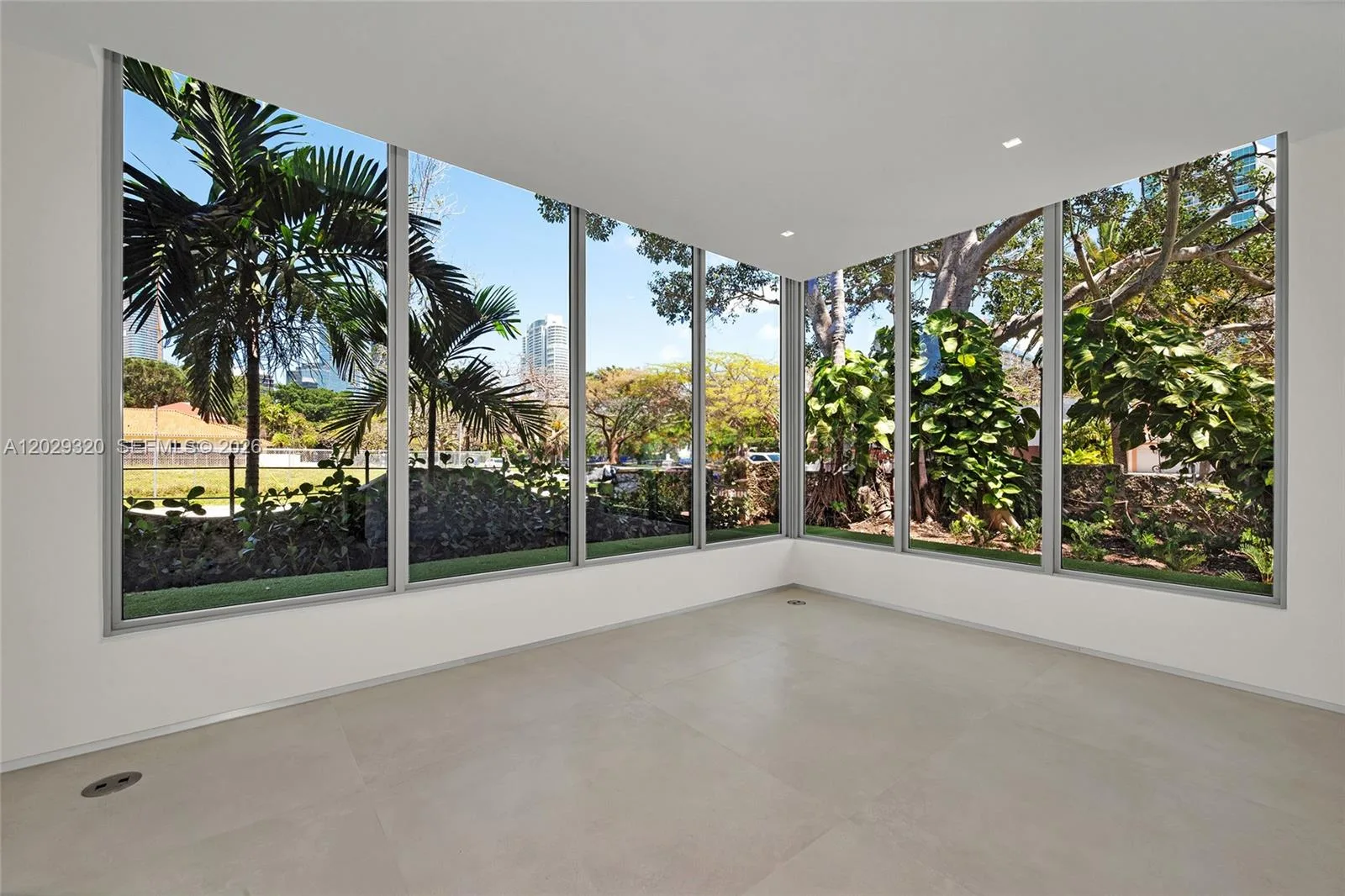 2100 S Miami Ave, Miami, FL 33129 photo 12