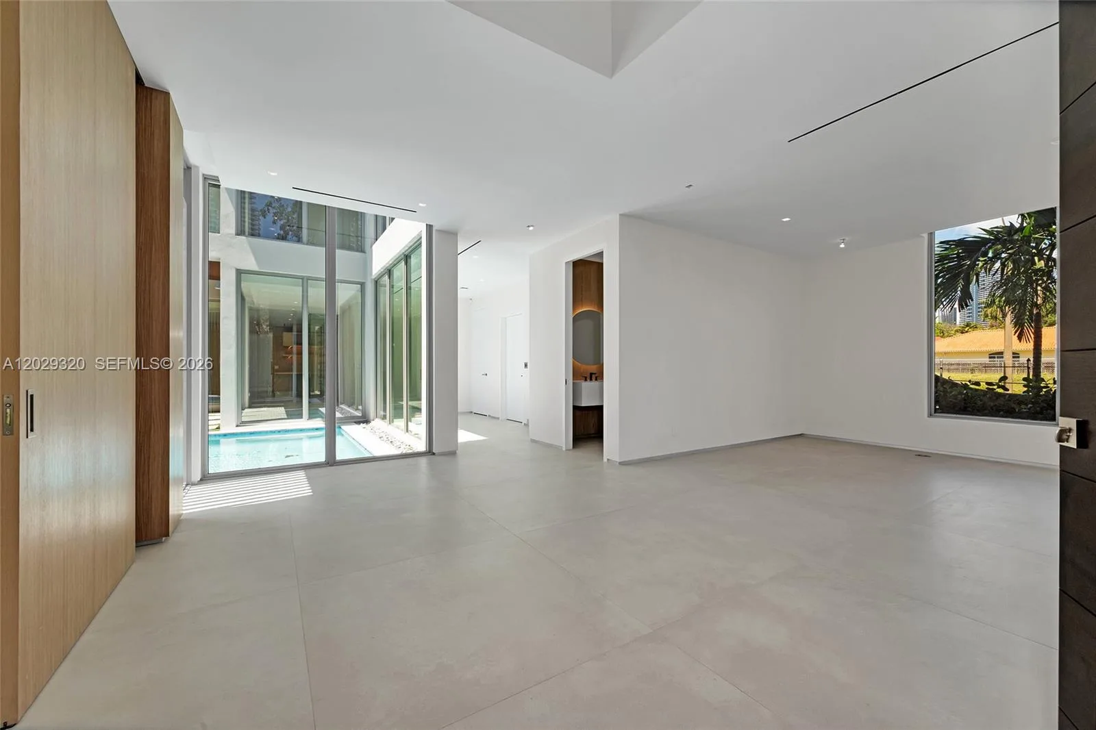 2100 S Miami Ave, Miami, FL 33129 photo 7