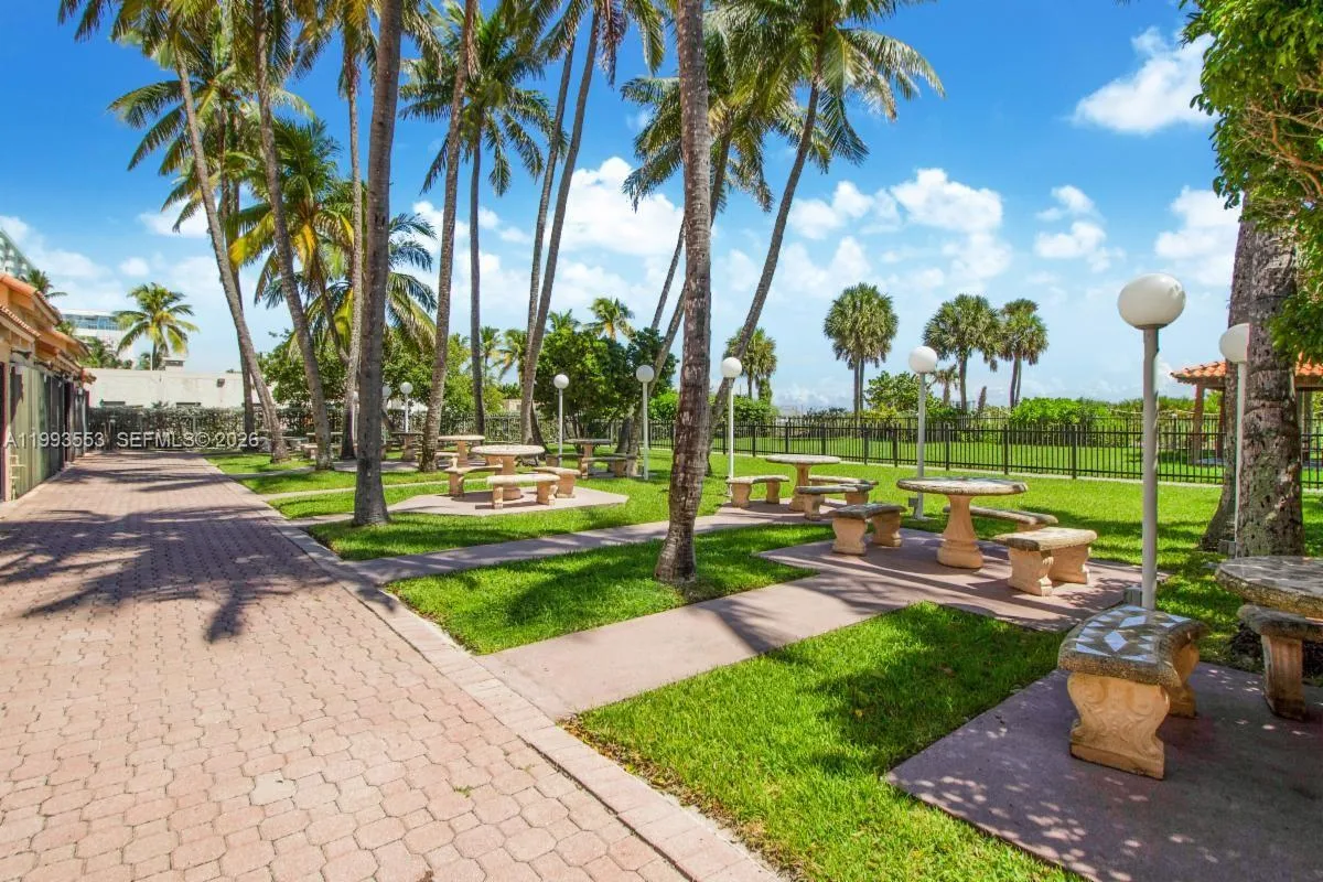 2555 Collins Ave # 2404, Miami Beach, FL 33140 photo 9