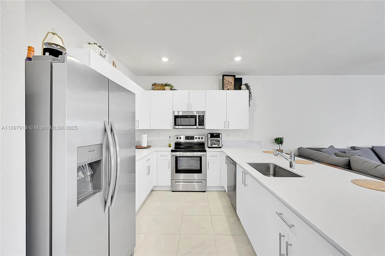 14832 SW 265th St, Homestead, FL 33032 photo 8