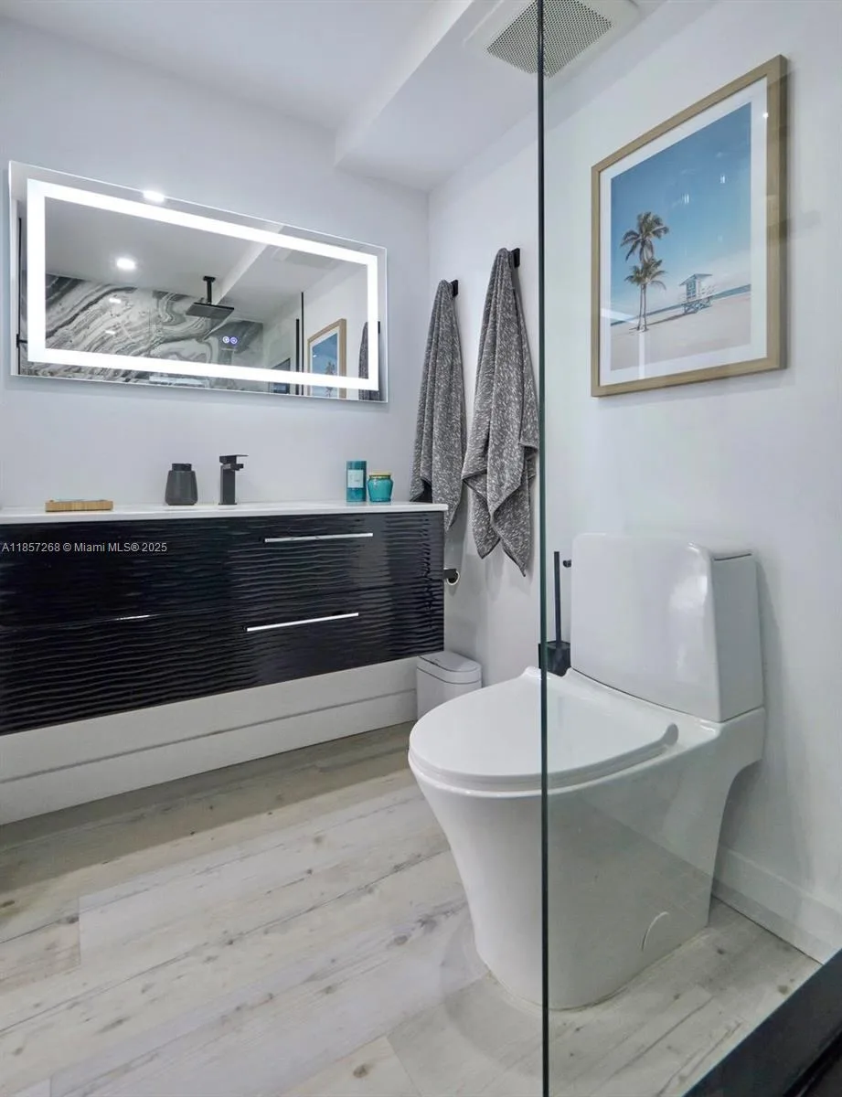3545 NE 166th St # 510, North Miami Beach, FL 33160 photo 10