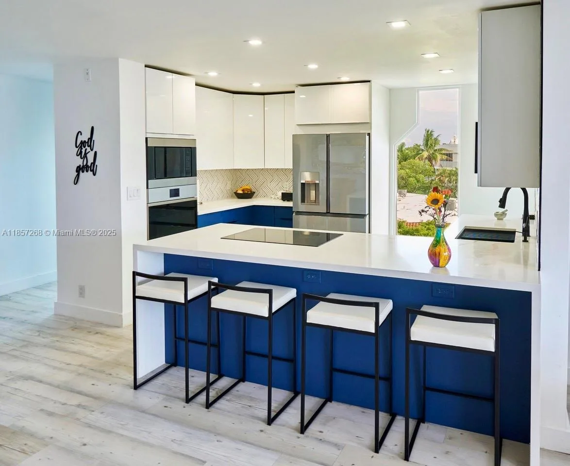 3545 NE 166th St # 510, North Miami Beach, FL 33160 photo 3