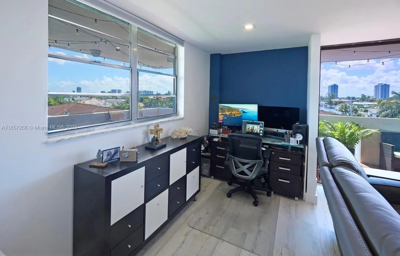 3545 NE 166th St # 510, North Miami Beach, FL 33160 photo 9