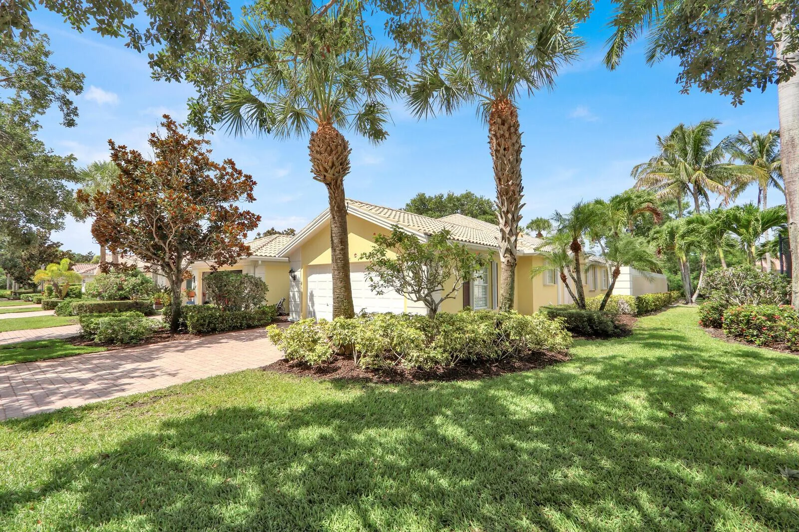 5181 Magnolia Bay Circle, Palm Beach Gardens, FL 33418