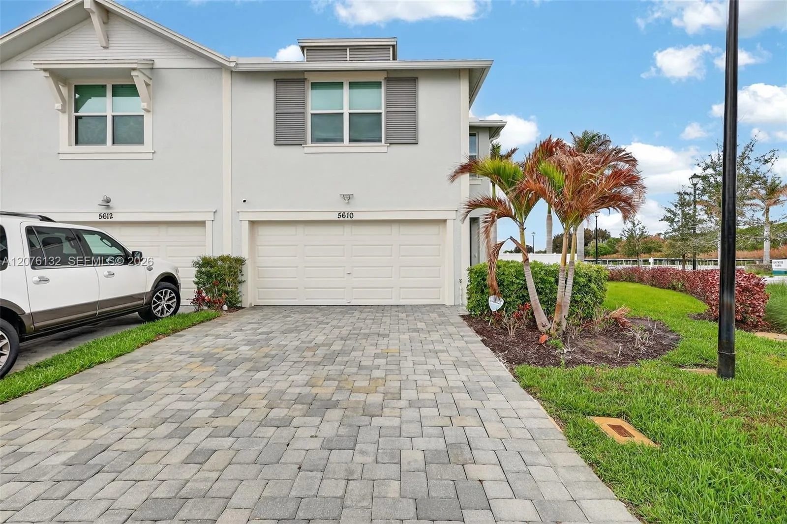 5610 SE Edgewater Cir, Stuart, FL 34997