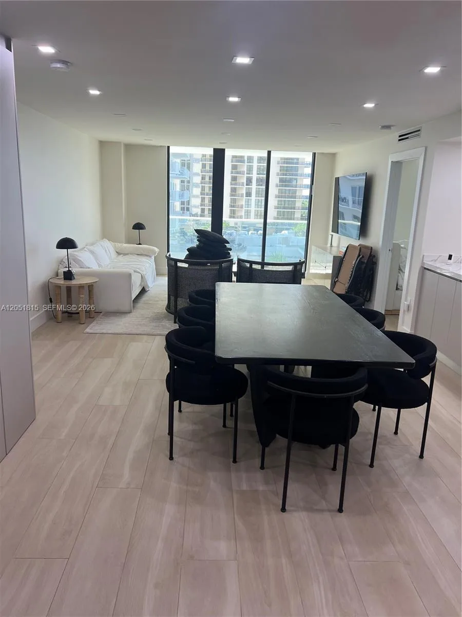 9801 Collins Ave # 6E, Bal Harbour, FL 33154