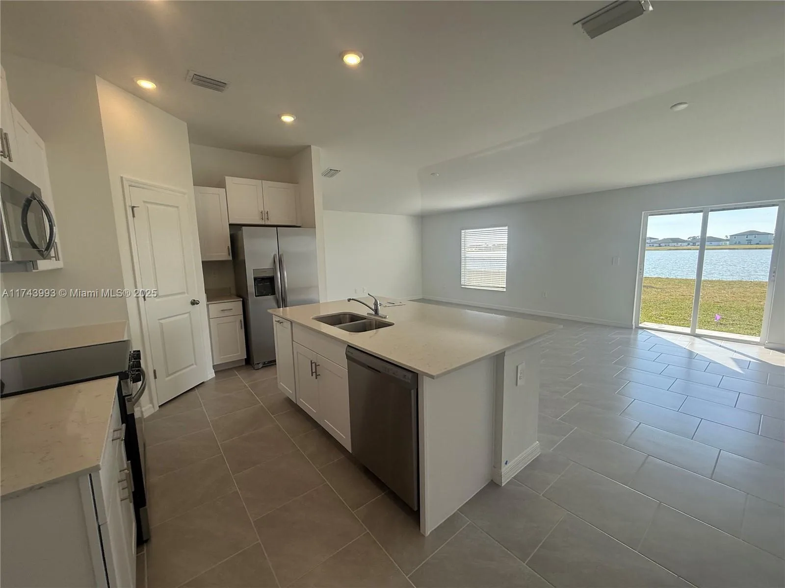 17705 Paradiso way, Fort Myers, FL 33917 photo 2