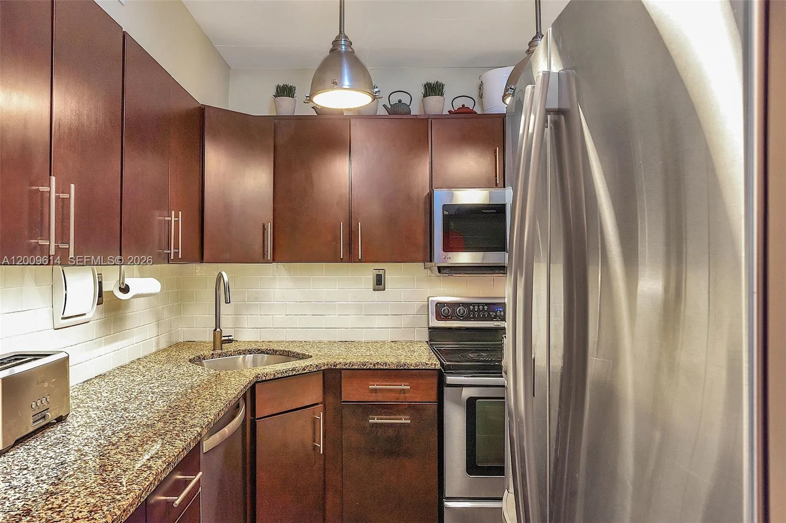 1200 West Ave # 423, Miami Beach, FL 33139 photo 3