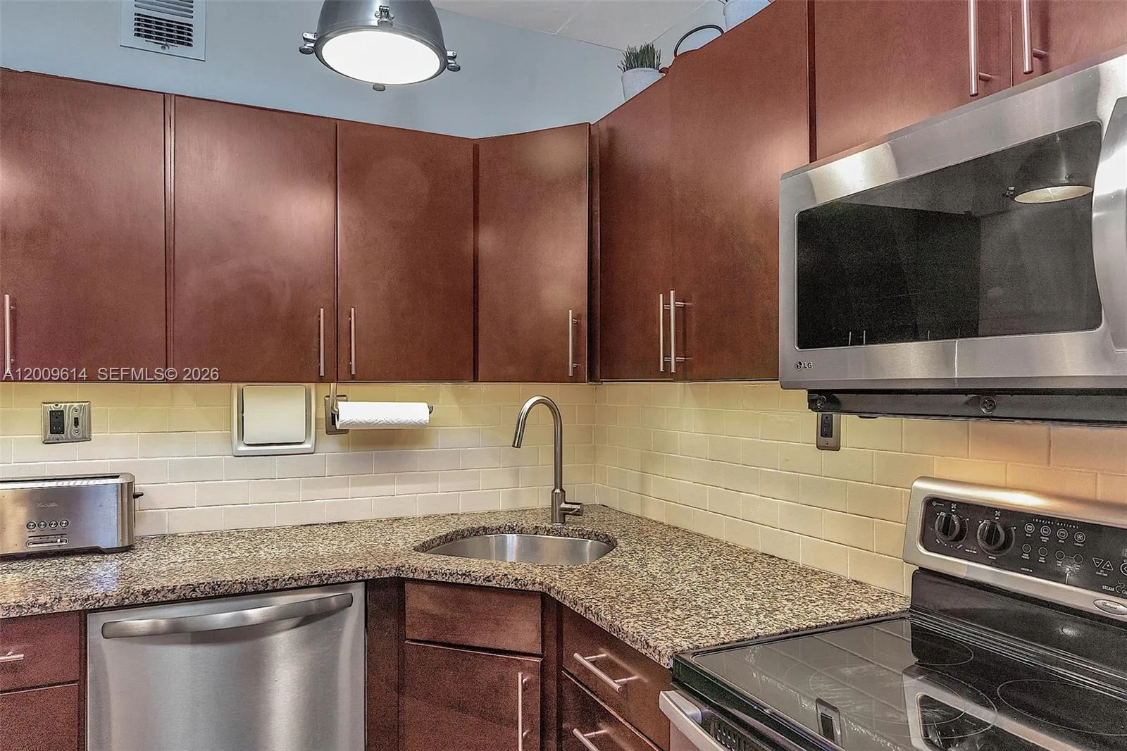 1200 West Ave # 423, Miami Beach, FL 33139 photo 6