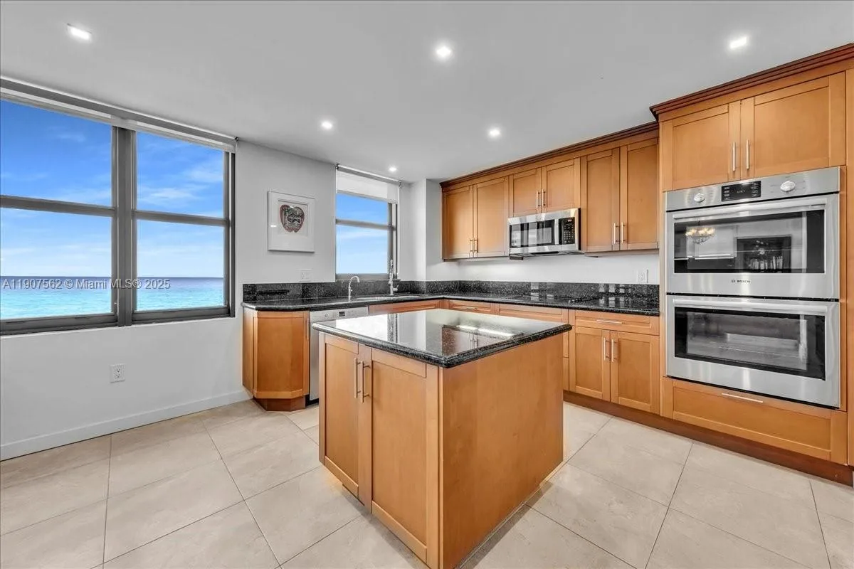 9801 Collins Ave # 14Y, Bal Harbour, FL 33154 photo 8