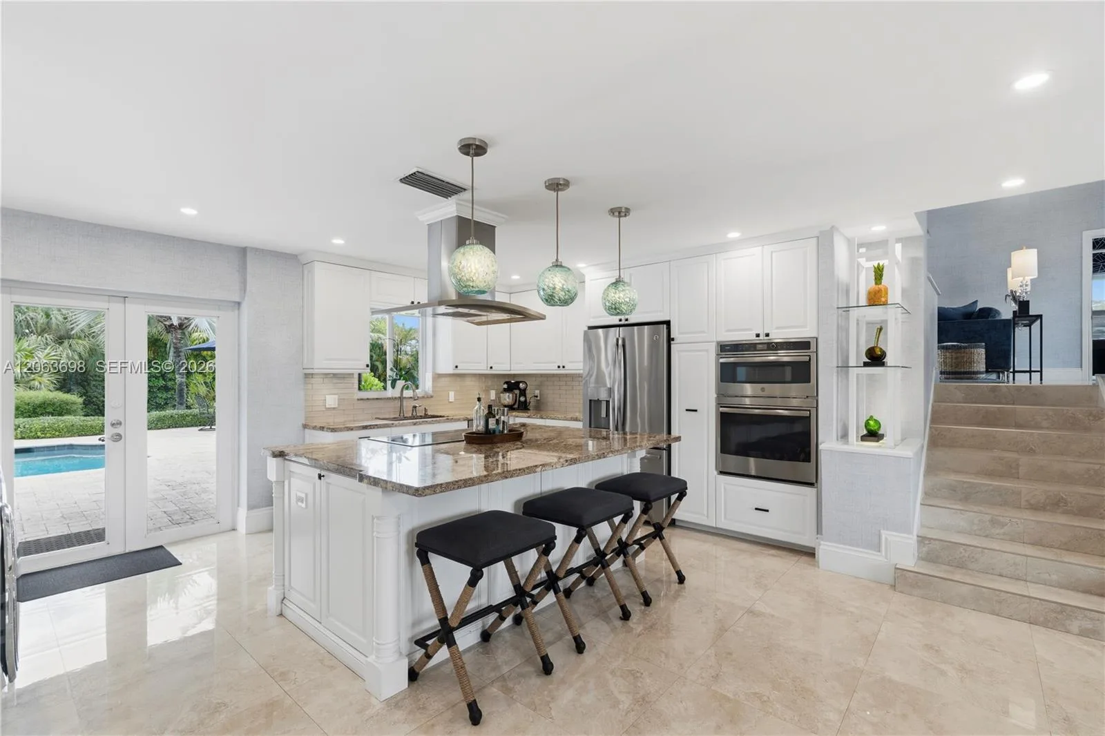 3721 NE 15th Ave, Oakland Park, FL 33334 photo 12