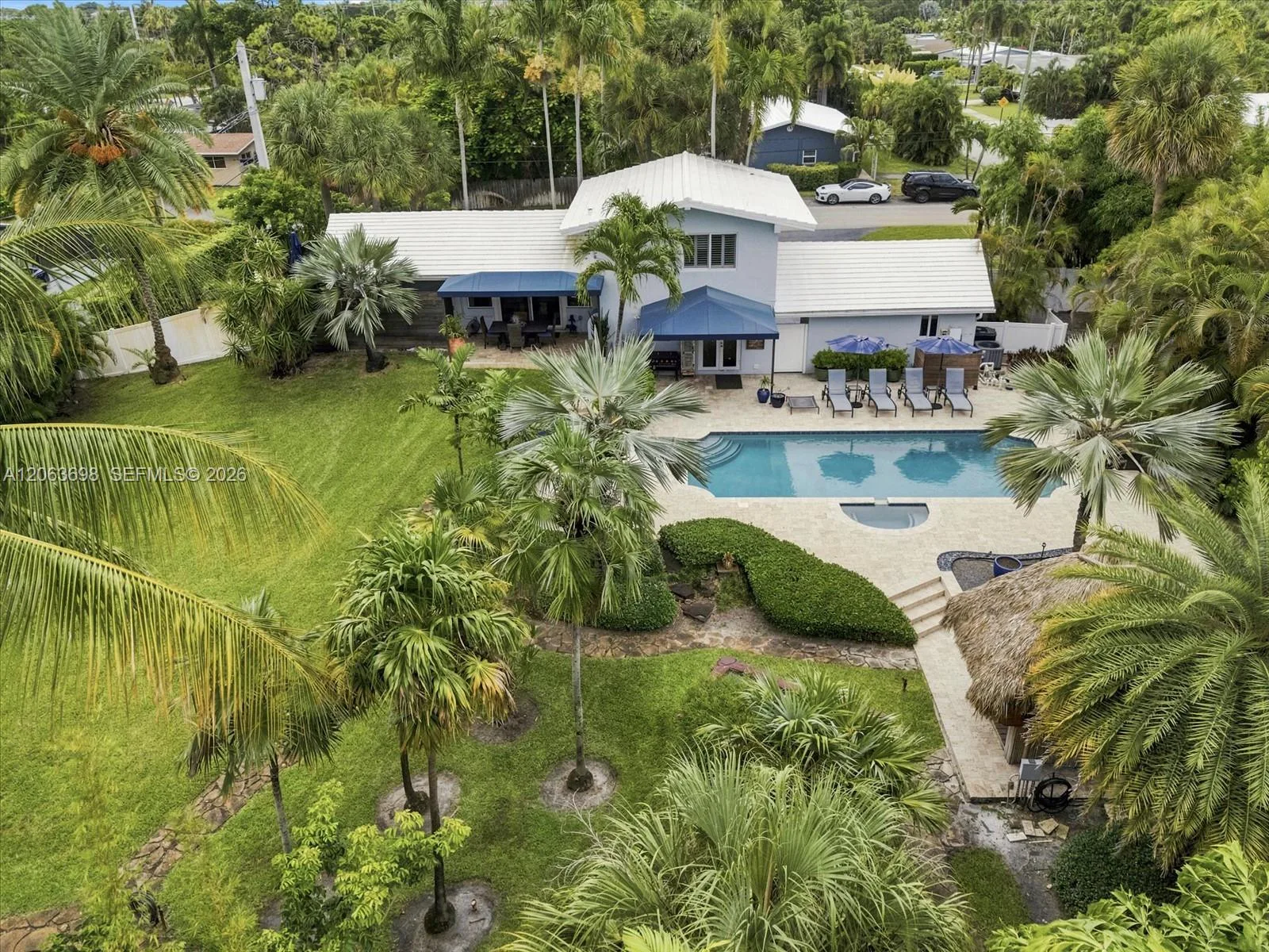 3721 NE 15th Ave, Oakland Park, FL 33334 photo 2