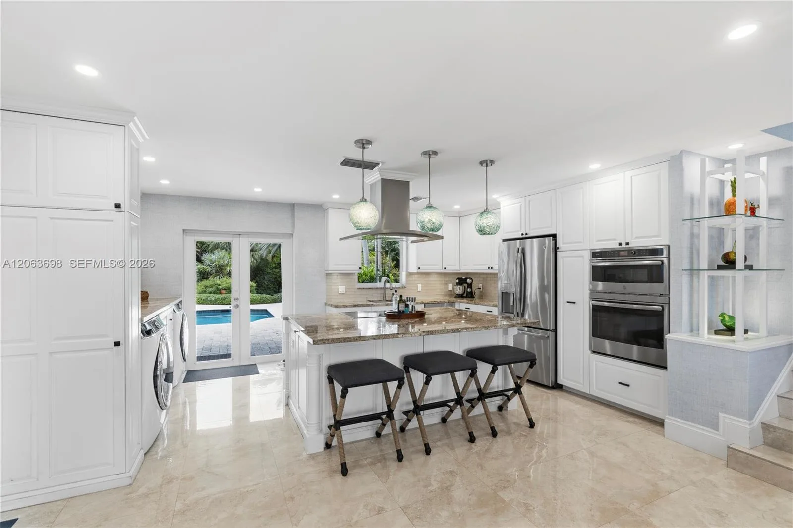 3721 NE 15th Ave, Oakland Park, FL 33334 photo 9
