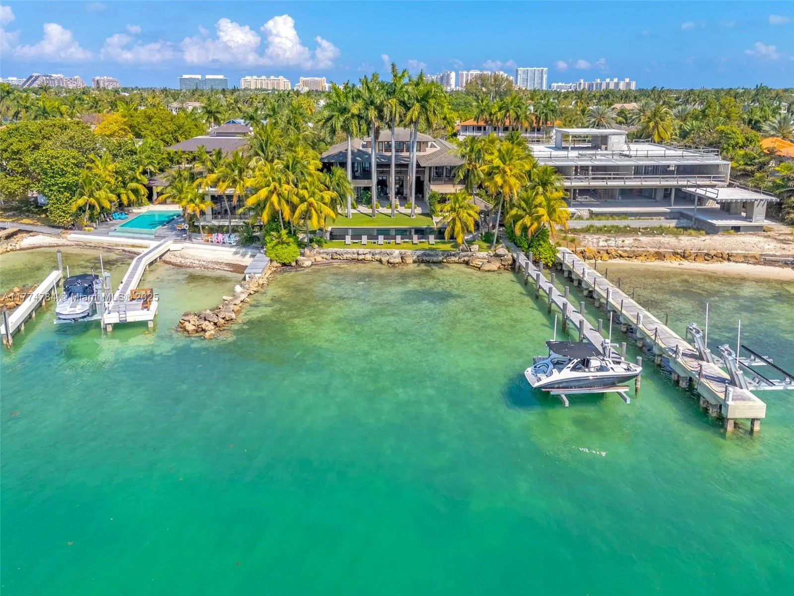 9 Harbor Pt, Key Biscayne, FL 33149 photo 2