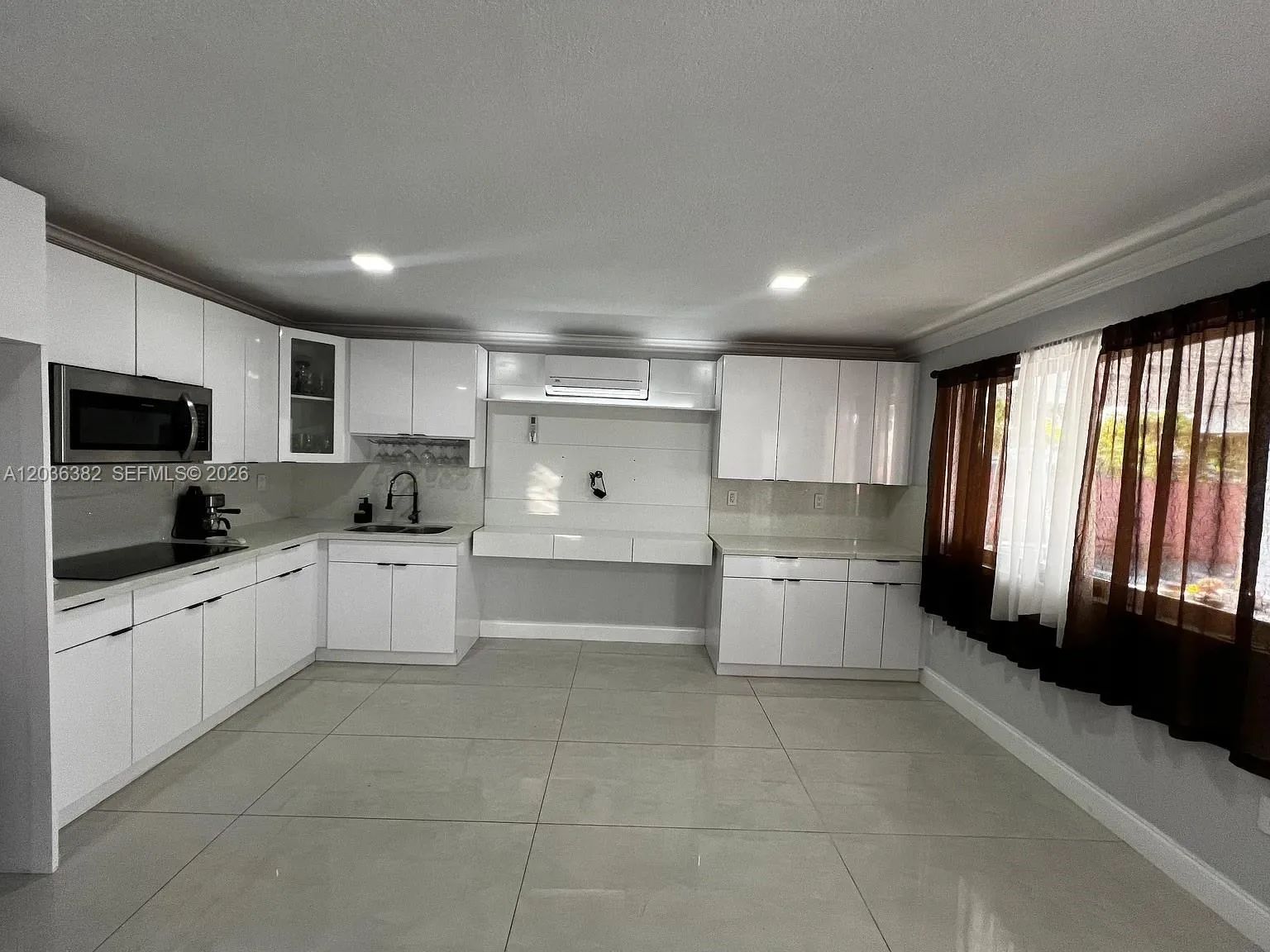 1271 W 79th St, Hialeah, FL 33014 photo 4