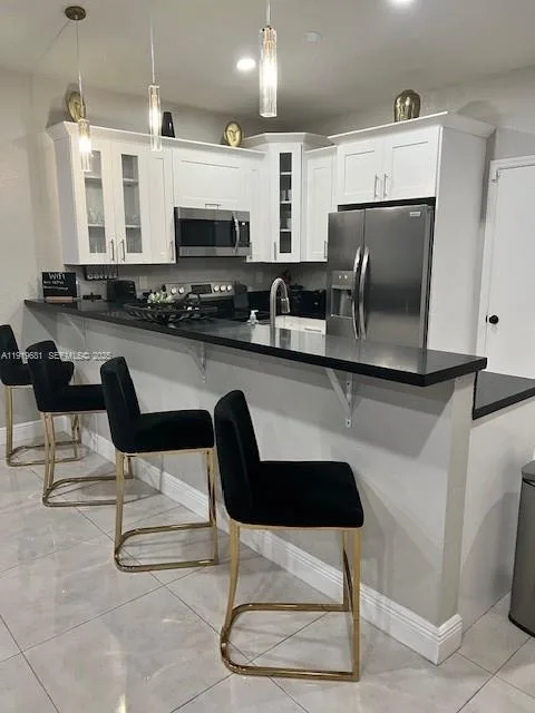 933 NW 2nd Ave, Fort Lauderdale, FL 33311 photo 3