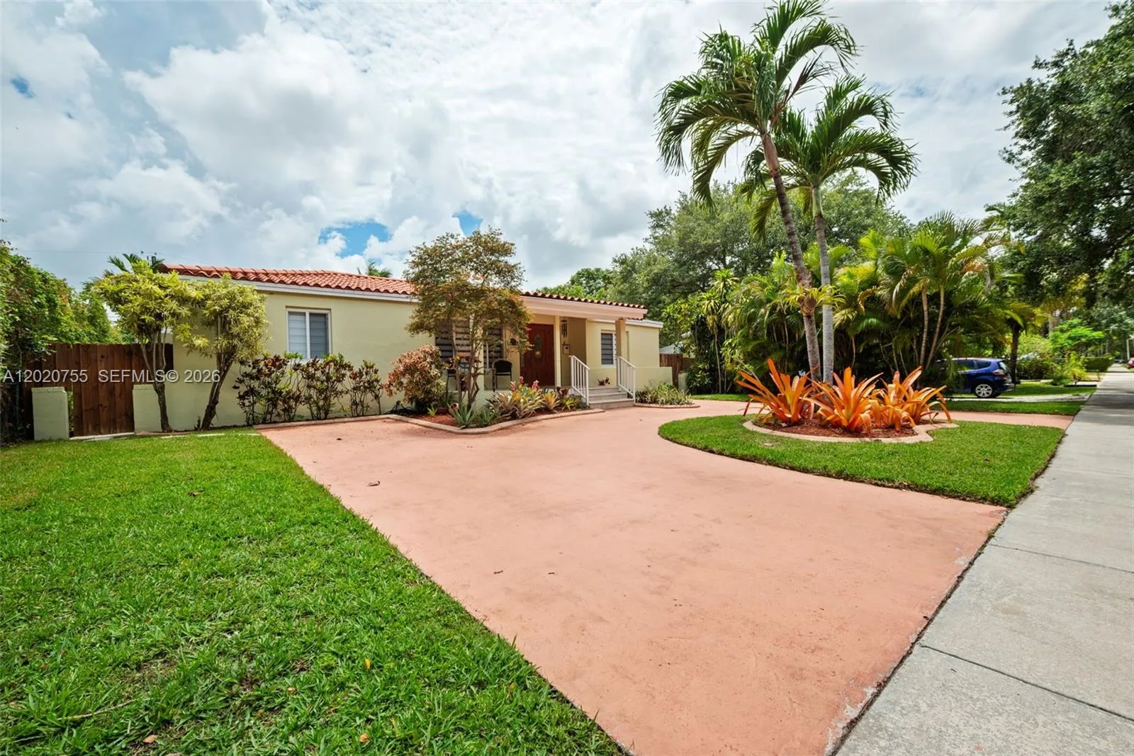 10 S Melrose Dr, Miami Springs, FL 33166 photo 3