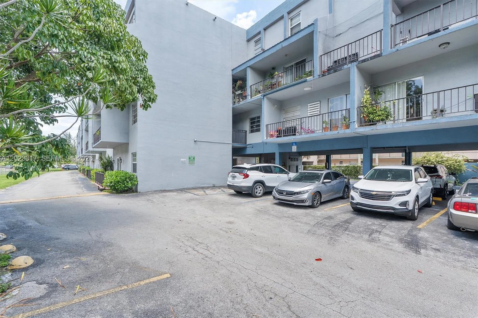 399 NW 72nd Ave # 104, Miami, FL 33126 photo 5