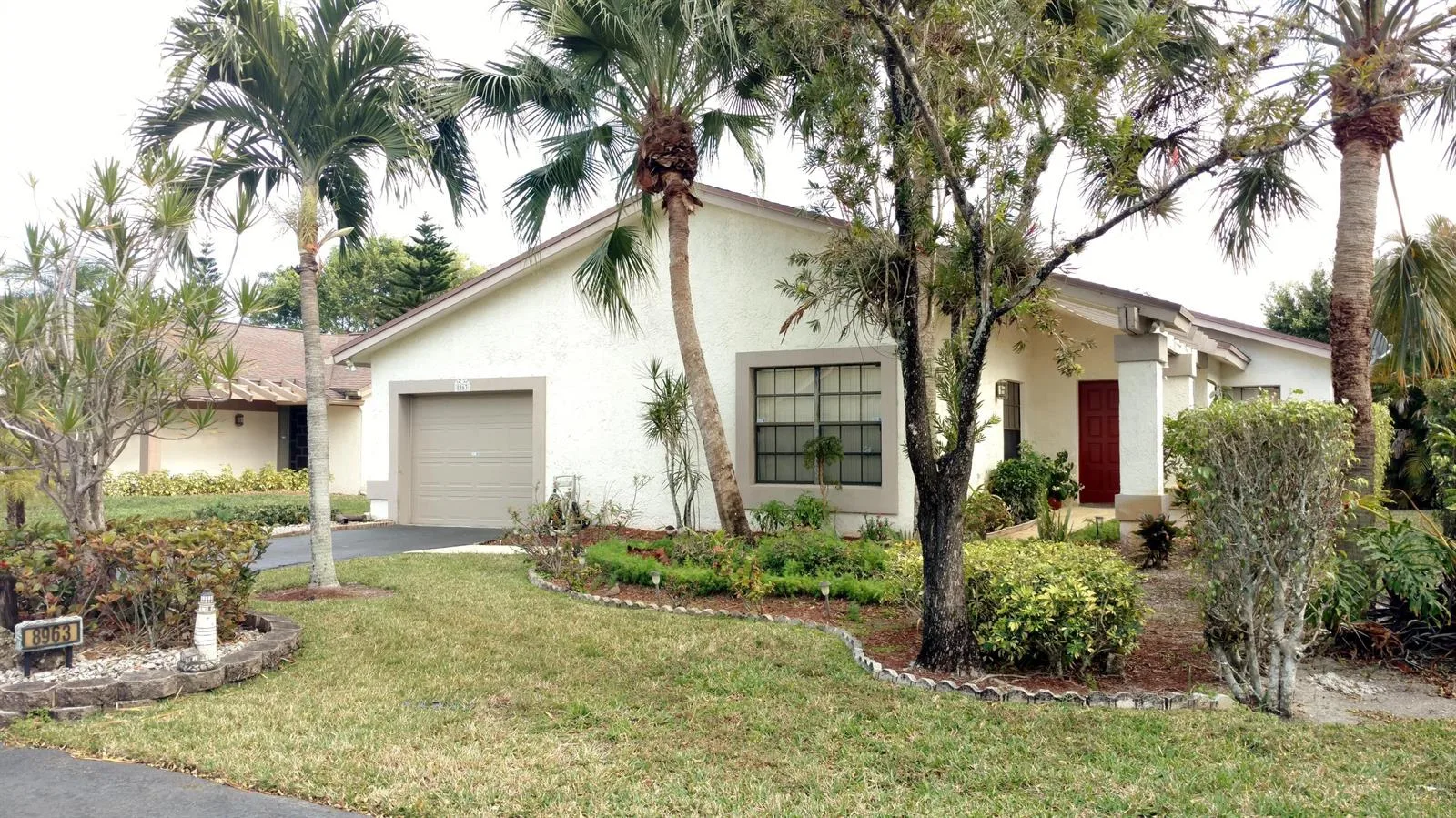 8963 Old Pine Way # 21, Boca Raton, FL 33433
