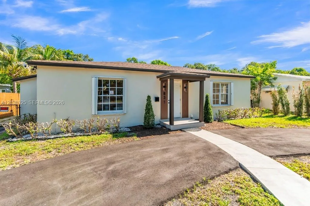 831 NE 128th St, North Miami, FL 33161 photo 5