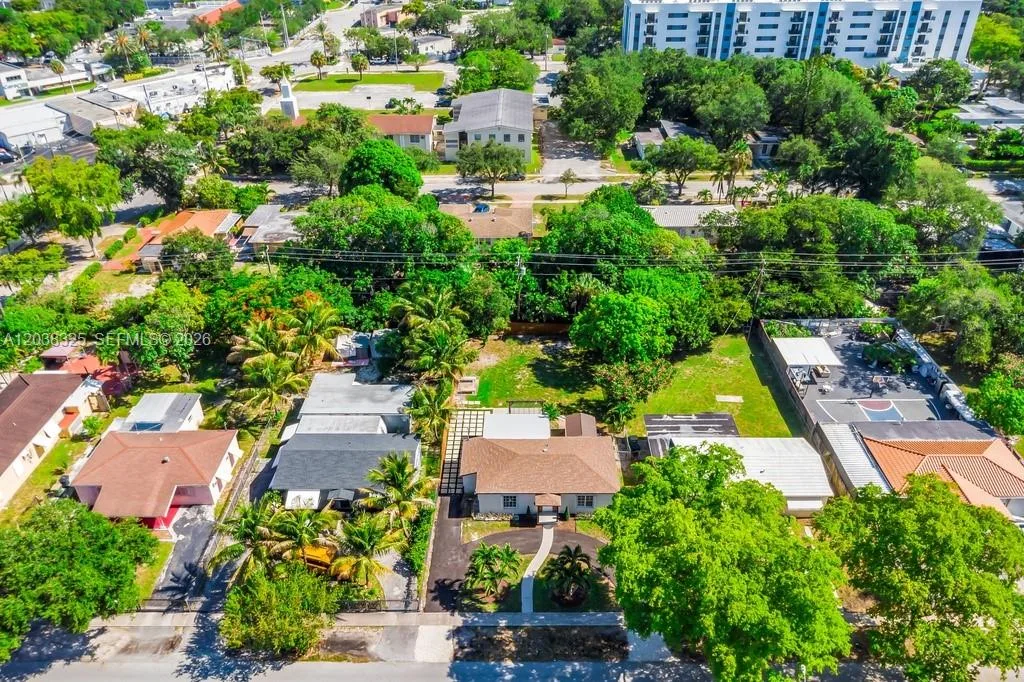 831 NE 128th St, North Miami, FL 33161 photo 6