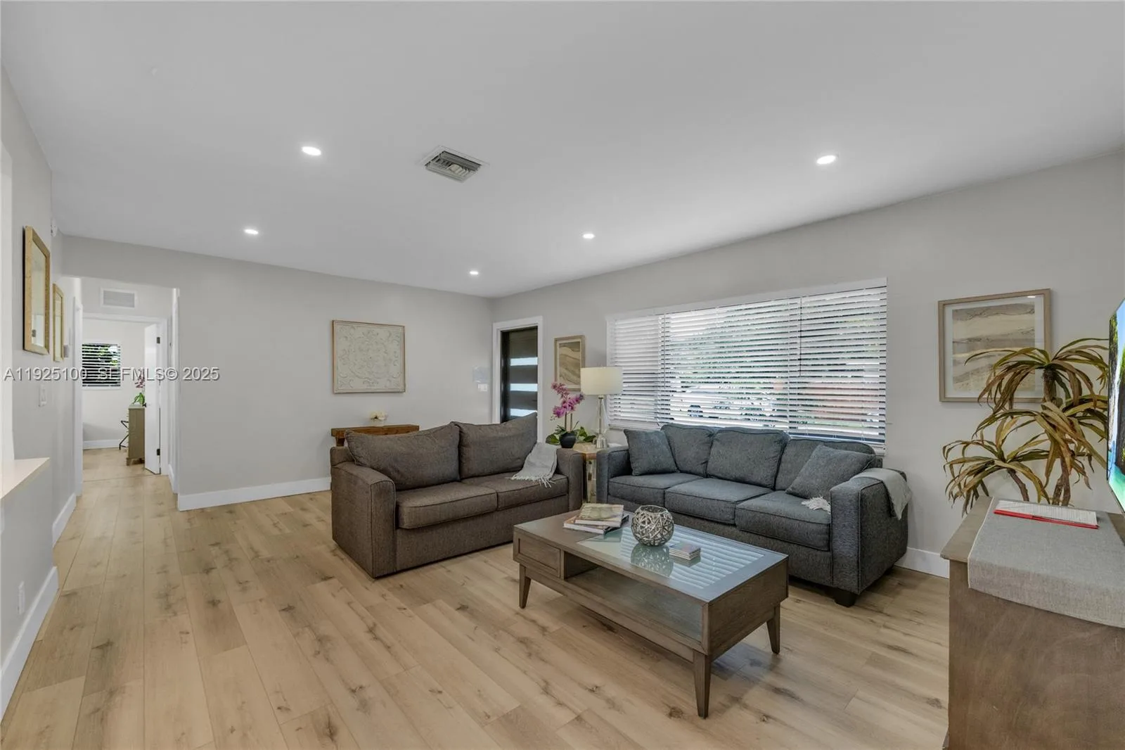 1204 NE 7th St, Pompano Beach, FL 33060 photo 6