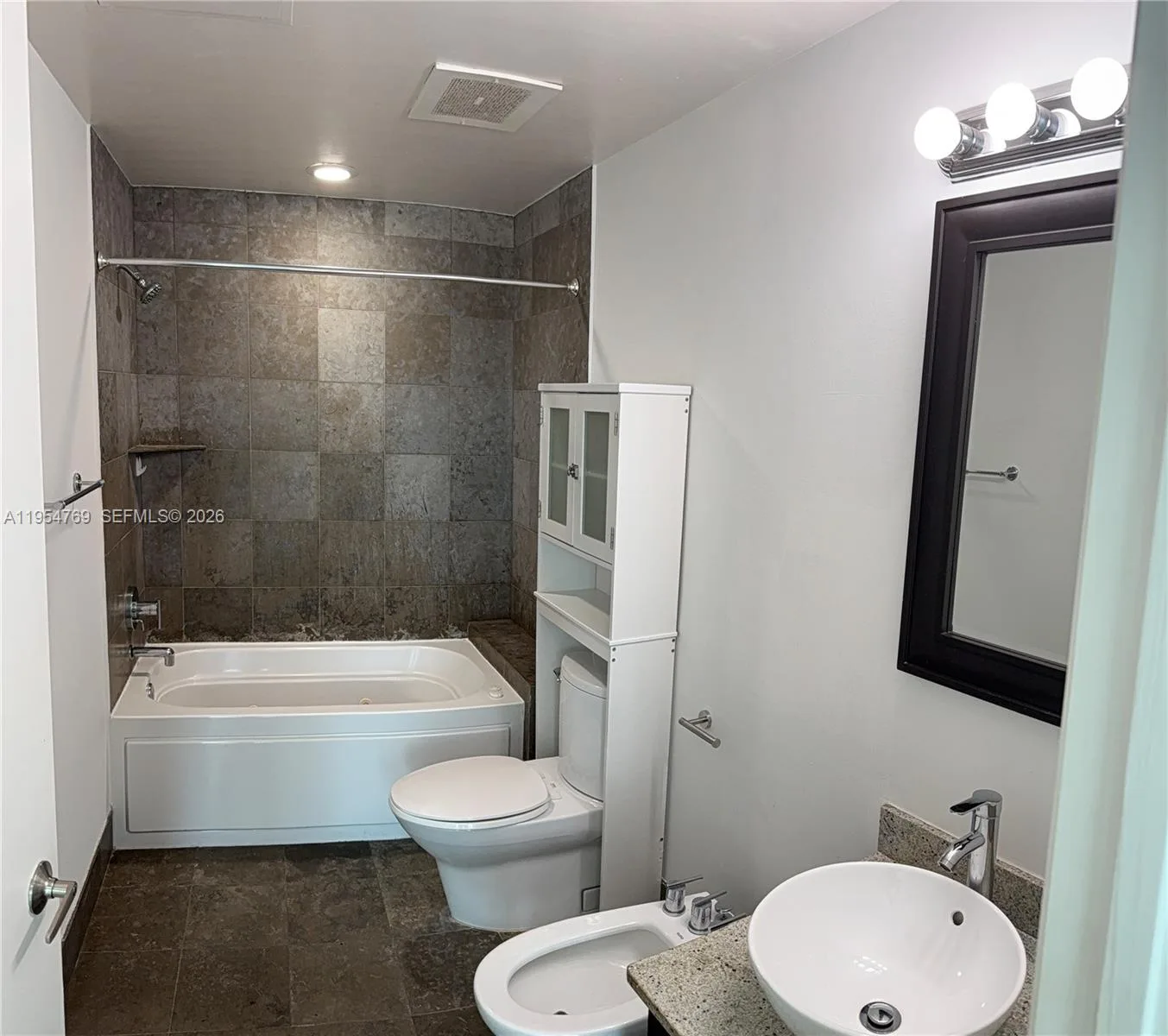3029 NE 188th St # 319, Aventura, FL 33180 — zdjęcie 5