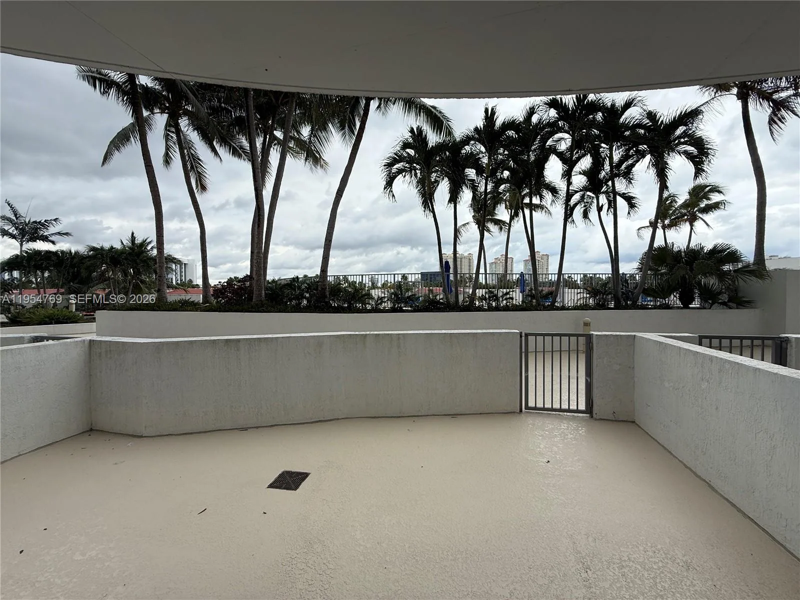 3029 NE 188th St # 319, Aventura, FL 33180 photo 9