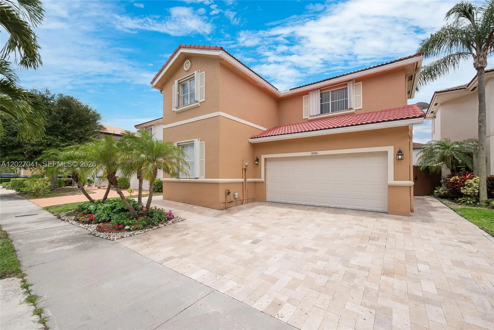 15558 SW 112th Dr, Miami, FL 33196 photo 2