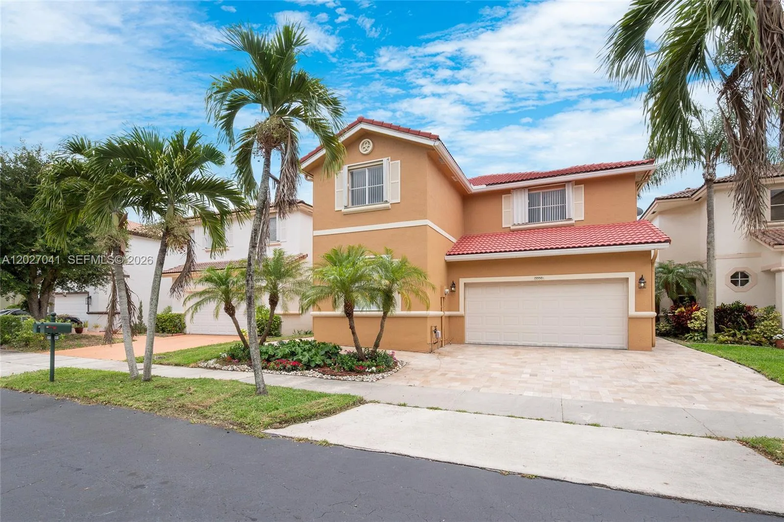 15558 SW 112th Dr, Miami, FL 33196 photo 3