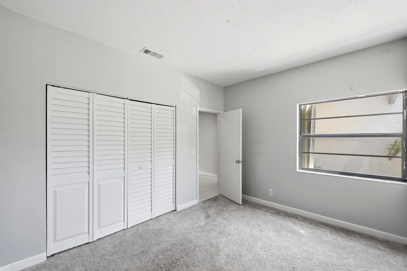 1097 NW 98th Terrace # 110, Pembroke Pines, FL 33024 photo 4