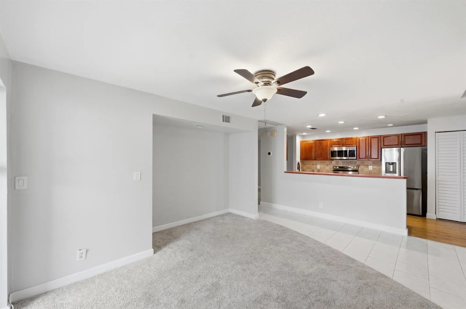 1097 NW 98th Terrace # 110, Pembroke Pines, FL 33024 photo 9