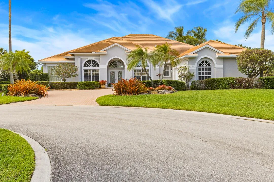 2243 SW Bradford Place, Palm City, FL 34990 photo 3