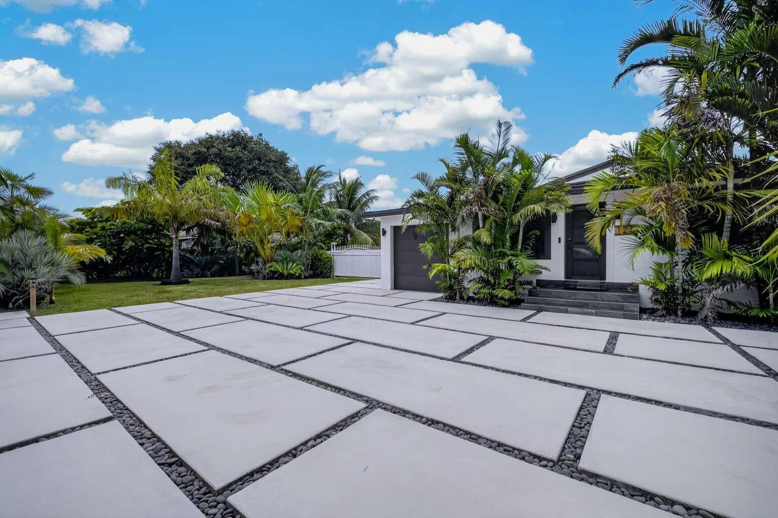 125 NE 146TH Street, Miami, FL 33161
