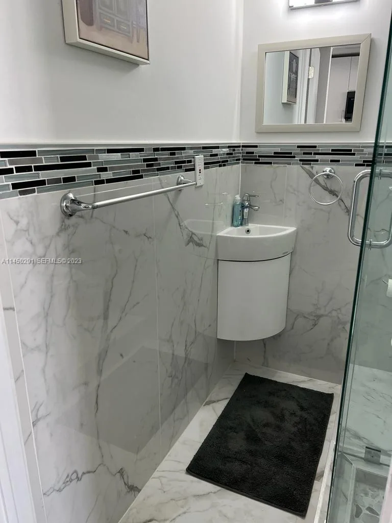 3725 S Ocean Dr # 1503, Hollywood, FL 33019 photo 12