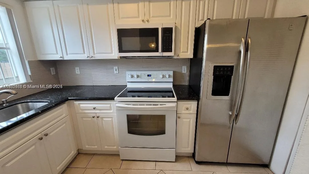 8453 NW 4th Ct # 8453, Miami, FL 33150 photo 4