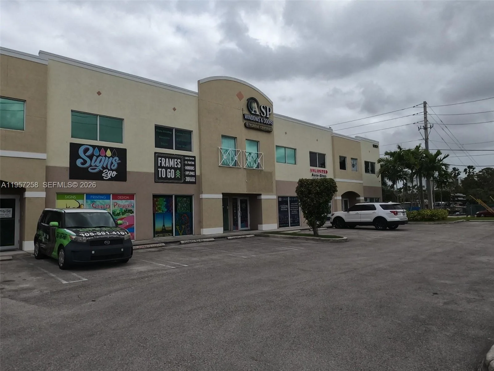 10801 NW 14th St # 102, Sweetwater, FL 33172