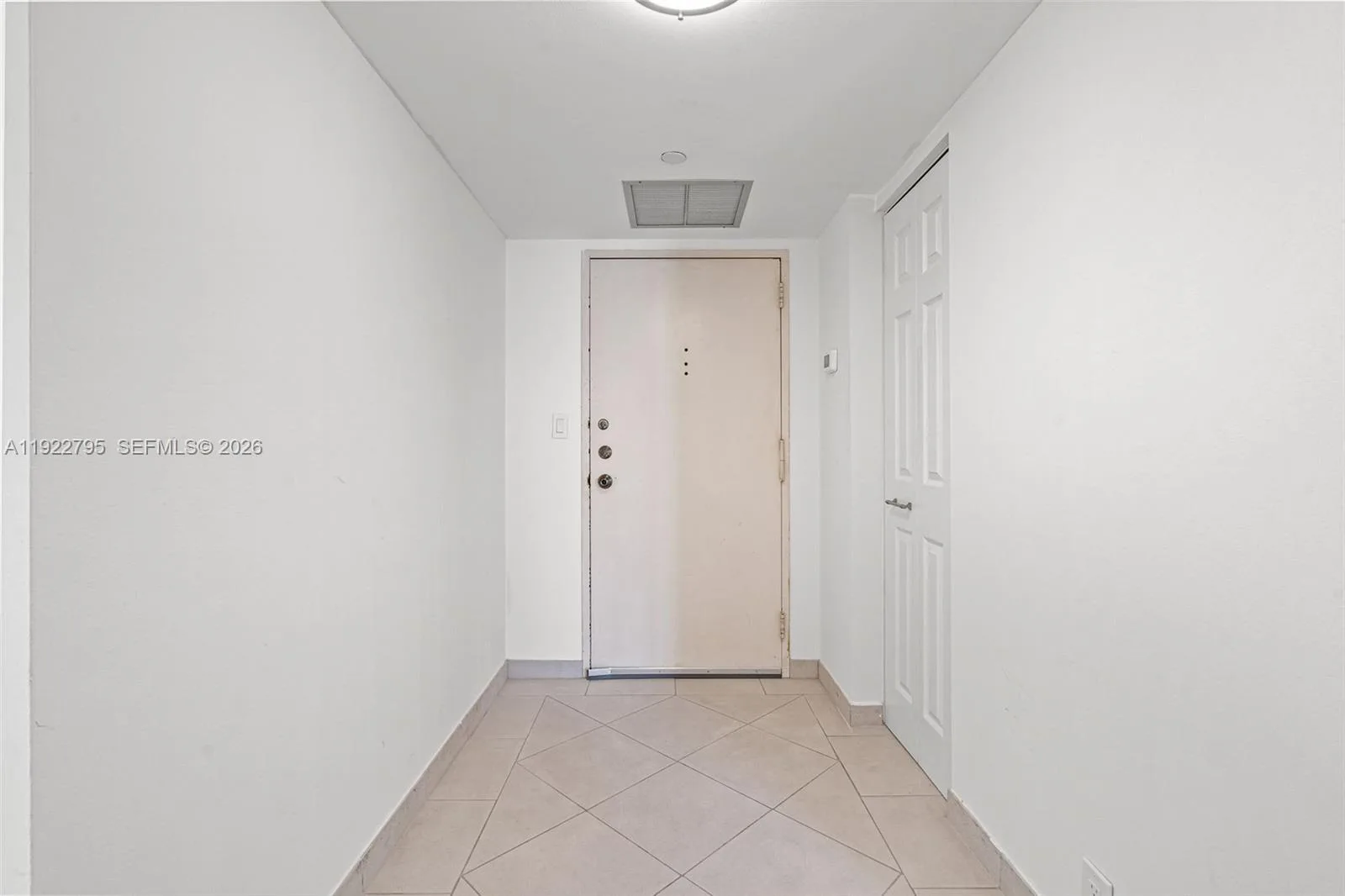 1865 Brickell Ave # A1013, Miami, FL 33129 photo 8
