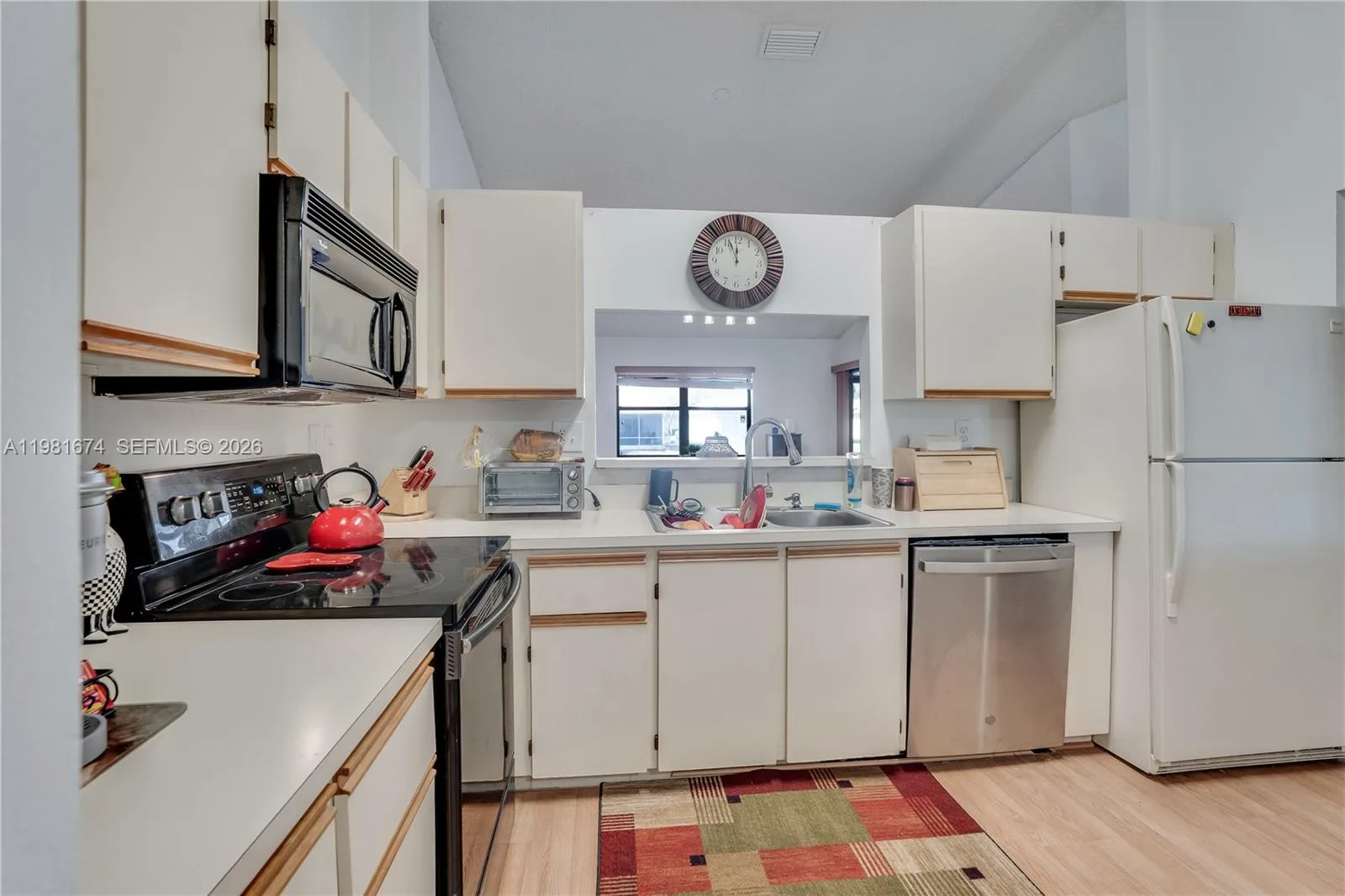 7641 NW 99th Ave, Tamarac, FL 33321 photo 12