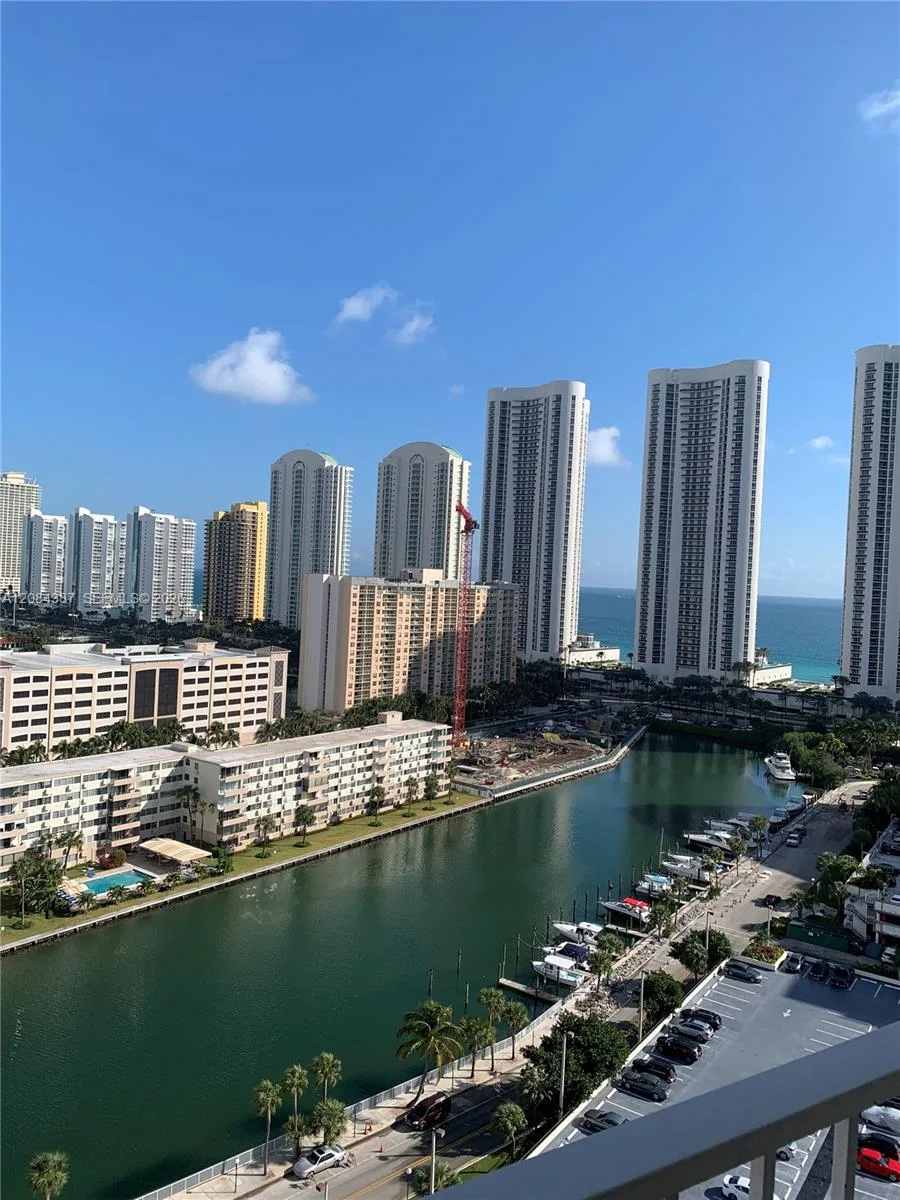300 NE Bayview Dr # 501, Sunny Isles Beach, FL 33160