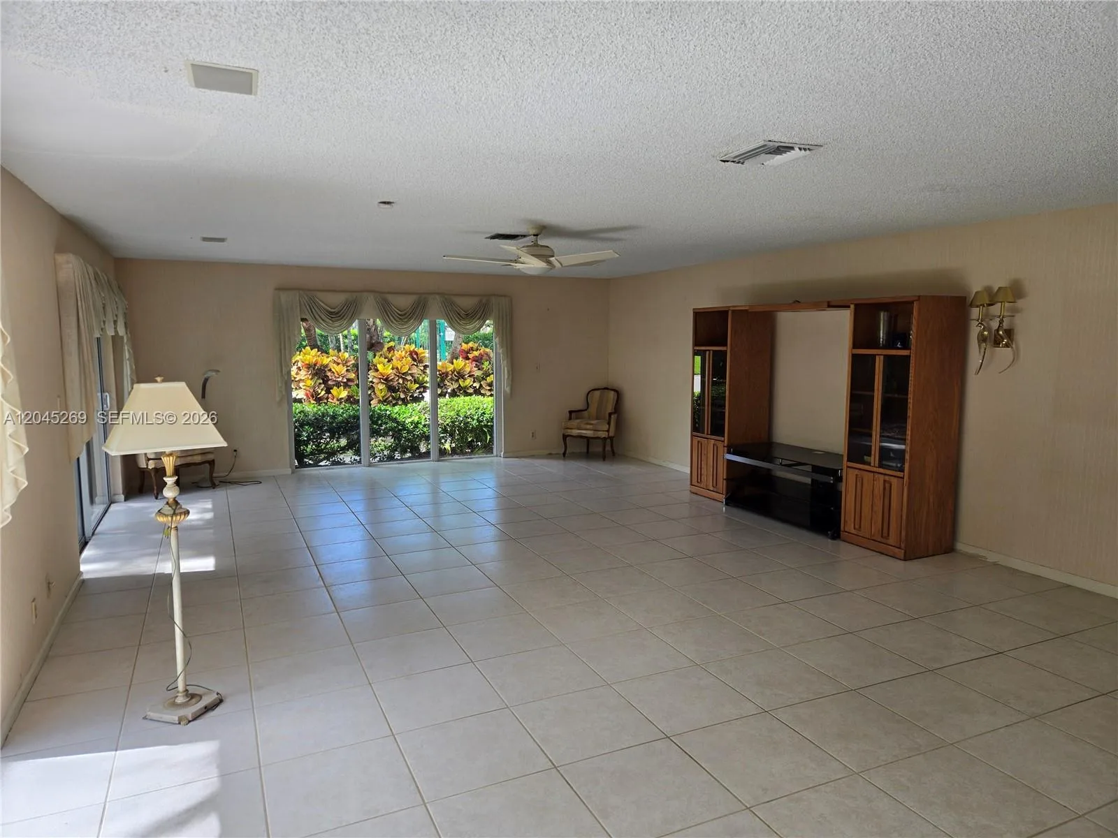 908 Cypress Ter # V57, Pompano Beach, FL 33069 photo 10