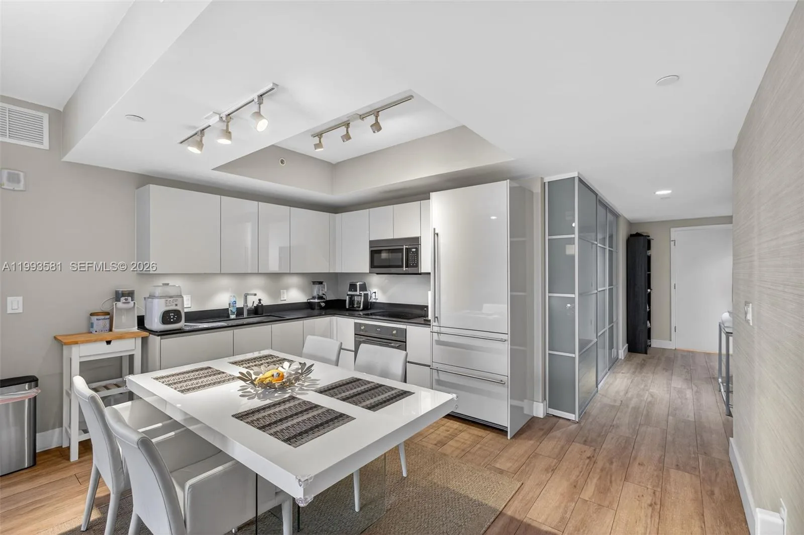 1010 Brickell Ave # 2611, Miami, FL 33131 photo 6