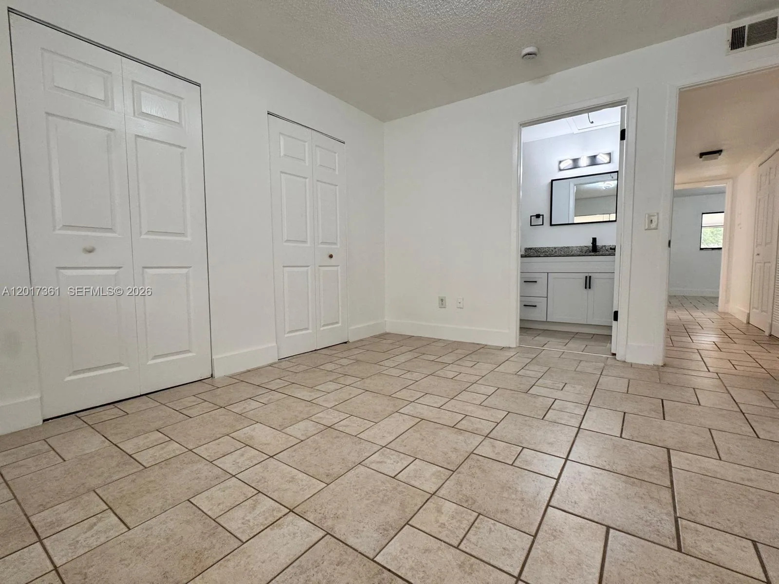 725 NorthLake Blvd # 4, Other City - In The State Of Florida, FL 32701 photo 5