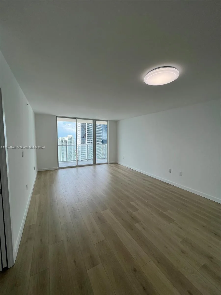1155 Brickell Bay Dr # 3205, Miami, FL 33131 photo 4