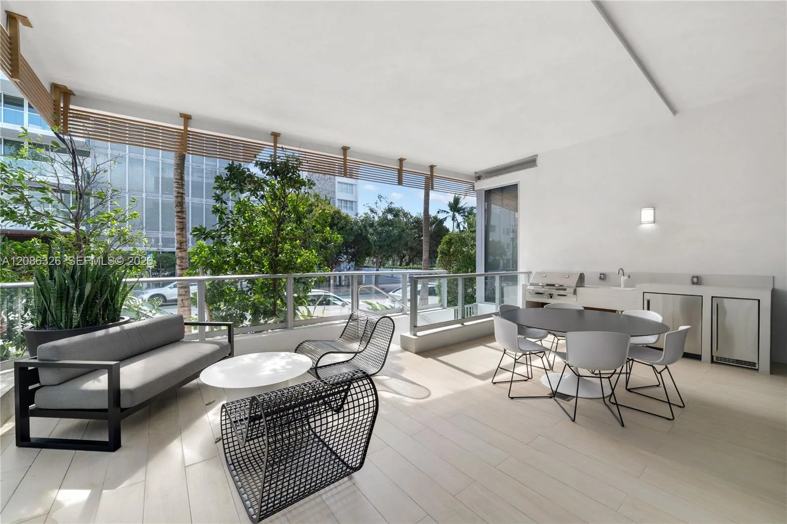 304 Ocean Dr # 102, Miami Beach, FL 33139
