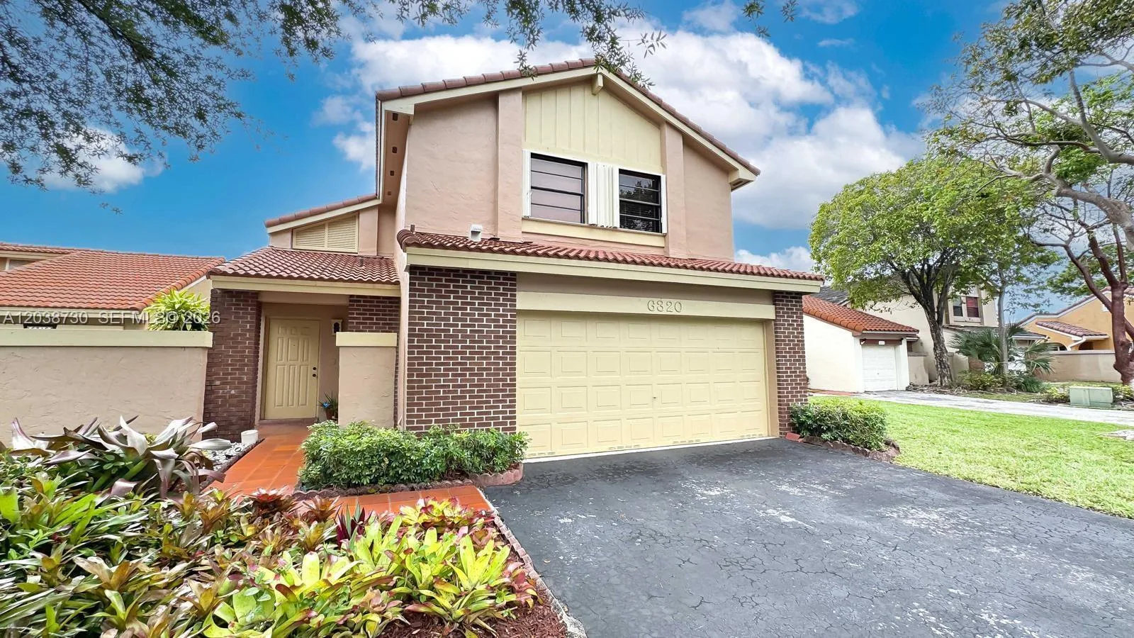 6320 NW 173rd St, Hialeah, FL 33015