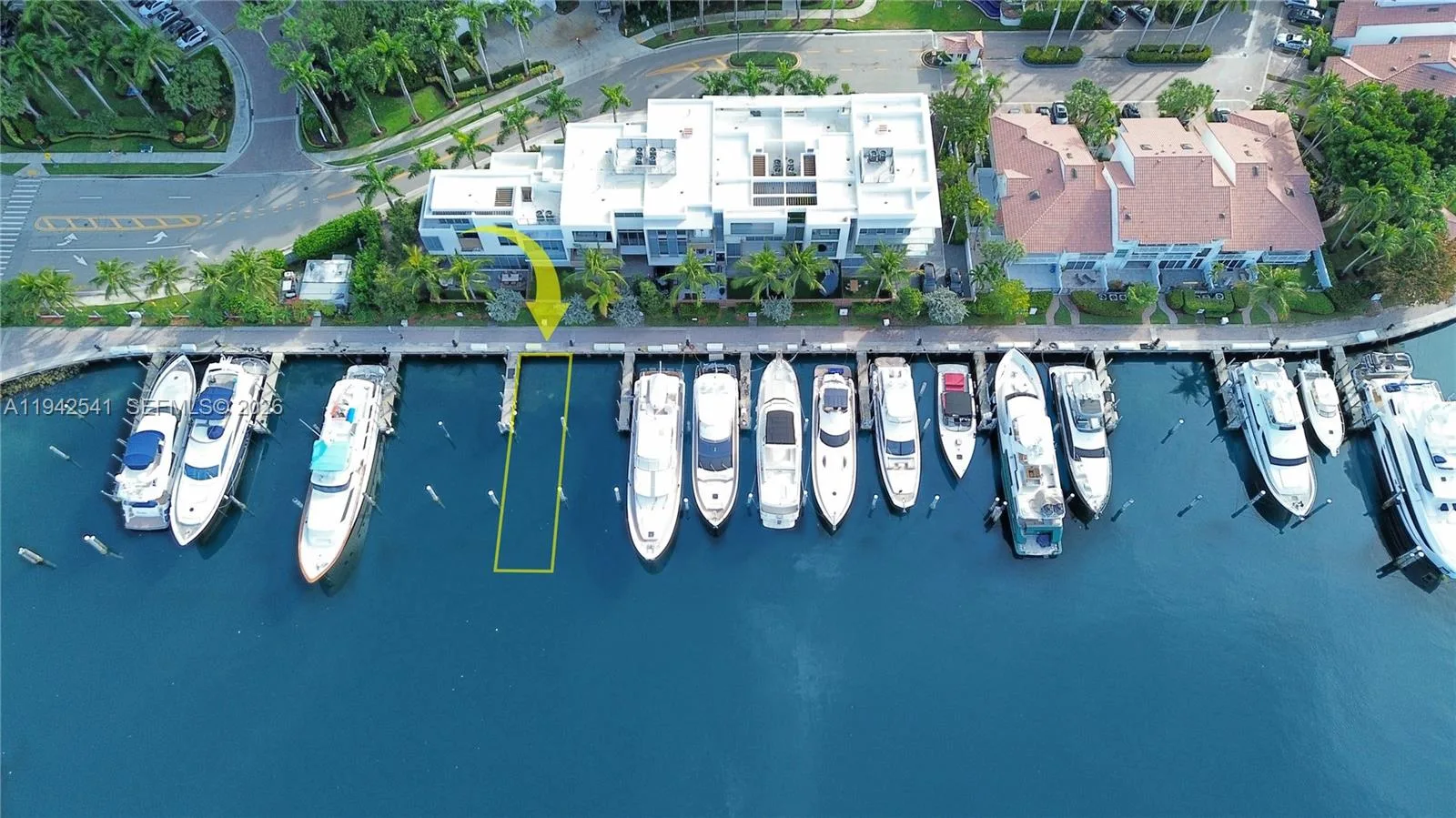 3601 NE 207th St #E62, Aventura, FL 33180