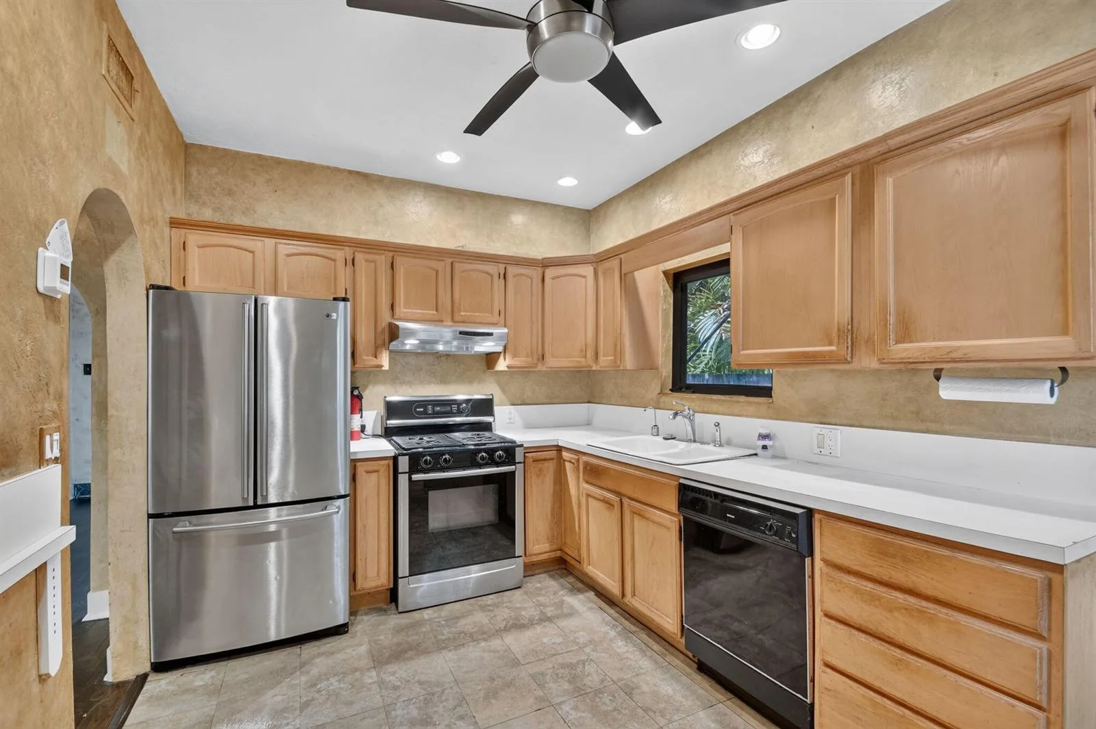 109 George Bush Boulevard, Delray Beach, FL 33444 photo 12