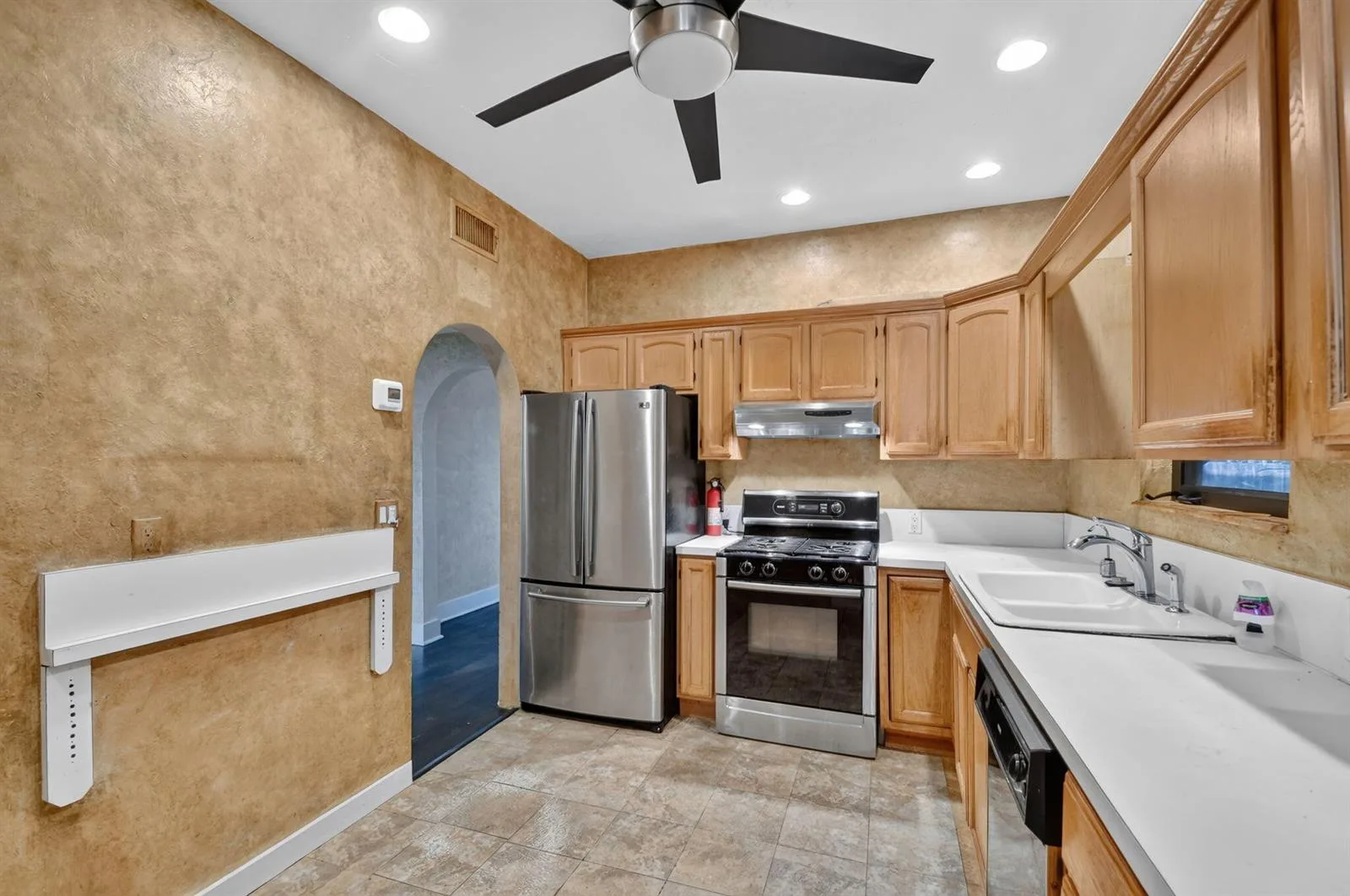 109 George Bush Boulevard, Delray Beach, FL 33444 photo 13